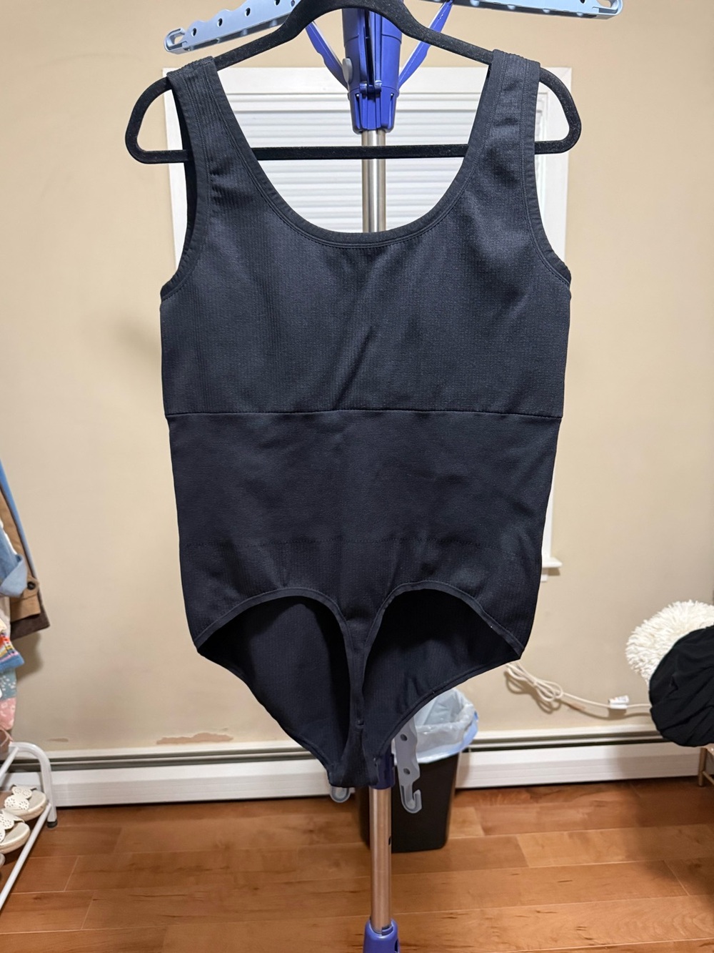NWOT Torrid Size 4 Lightly Lined Seamless Rib Square Neck Bodysuit - Black - Picture 9 of 9